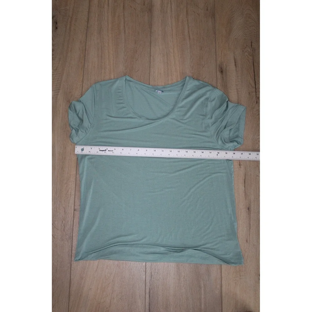 RipSkirt‎ Hawaii Women's Large Tropical Wrap Skirt and Sage Green T-Shirt Set